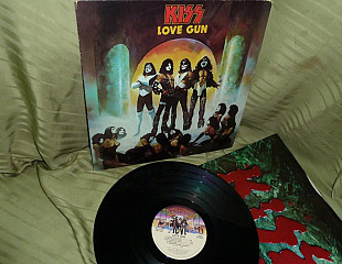 KISS LOVE GUN 1977 Casablanca US VG ++ / EX