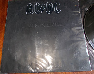 AC \ DC Back In Black