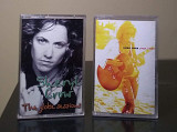 Дві касети Sheryl Crow "The Globe Sessions" (1998) та "C'mon, C'mon" (2002)