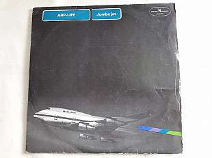 Arp-Life jumbo-jet