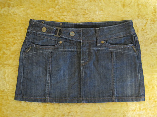 Стильная джинсовая мини юбка