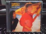 Heavy Pettin – Rock Ain't Dead