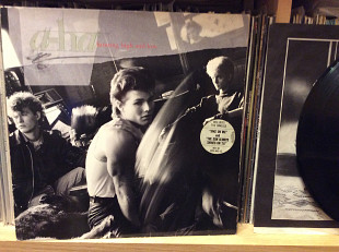 Пластинка A-HA " Hunting High And Low "py " 1985, Warner Bros. Records – 925 300-1, Germany cover/vin