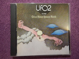CD UFO - 2 Flying - One hour space rock - 1971