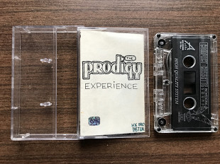 Музыкальный альбом на кассете "The Prodigy - Experience"