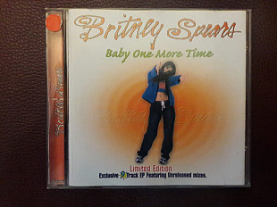 Britney Spears - baby one more time