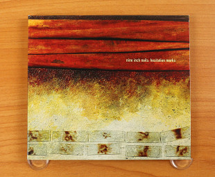 Nine Inch Nails – Hesitation Marks (США, Columbia)