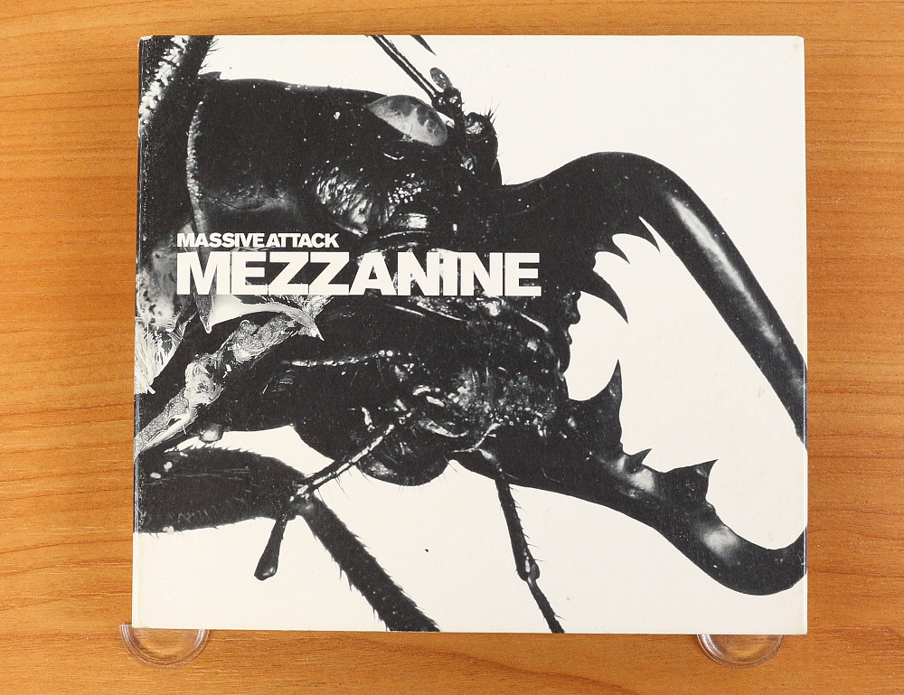 Massive Attack – Mezzanine (Европа, Virgin EMI Records