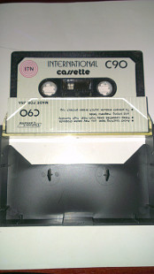 Аудиокассеты International C90