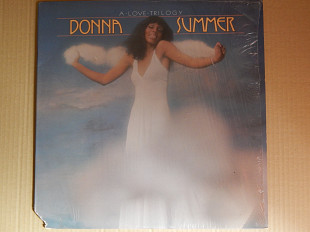 Donna Summer – A Love Trilogy (Oasis – OCLP 5004, US) EX+/NM-