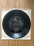 The Beatles Eleanor Rigby / Yellow Submarine UK first press vinyl single