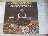 Jethro Tull : Songs From the Wood ( USA CHR1132)LP
