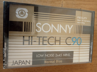 Продам аудио кассету SONNY C-90. Новую