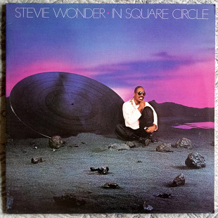 Stevie Wonder 1985 In Square Circle.