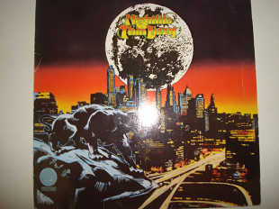 THIN LIZZY- Nightlife 1974 Orig. Germany Rock Hard Rock