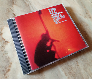 U2 Under a Blood Red Sky
