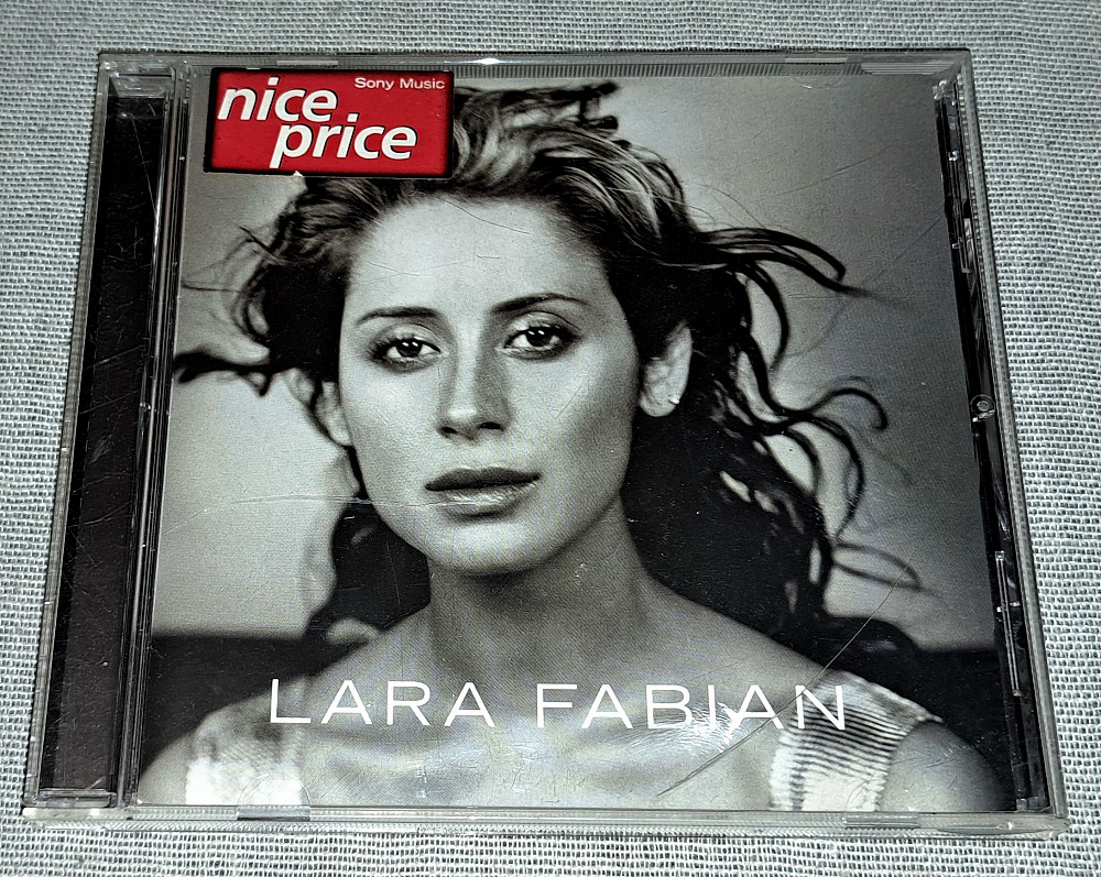 Фирменный Lara Fabian - Lara Fabian | Компакт-диски на Vinyl.com.ua