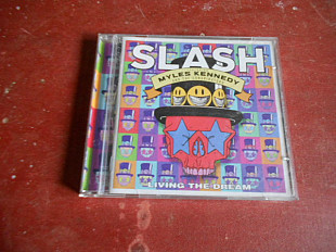 Slash feat. Myles Kennedy And The Conspirators Living The Dream