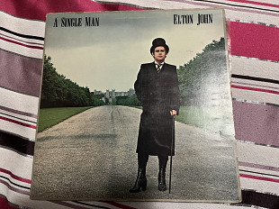 Elton John ‎– A Single Man (The Rocket Record Company)