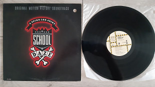 OST A SPIKE LEE JOINT SCHOOL DAZE ( EMI E1-48680 ) 1987 USA