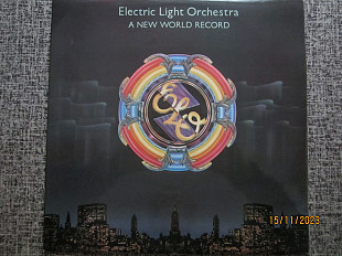 Electric Light Orchestra - A New World Record (Sweden, Jet Records)