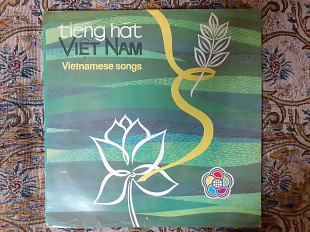 Виниловая пластинка LP Tiếng Hát Việt Nam = Vietnamese Songs (Вьетнамская музыка)