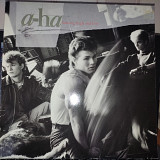 A-HA''HUNTING HIGH AND LOW'' LP