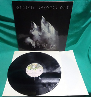 Genesis – Seconds Out