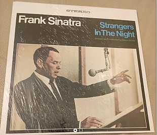 Frank Sinatra – Strangers In The Night