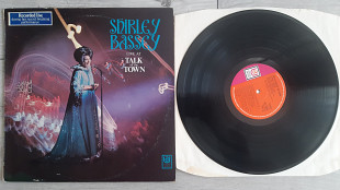 SHIRLEY BASSEY LIVE AT TALK OF THE TOWN ( UA UAS 29095 A1/B1 ) EMBOSSED COVER 1970 ENGL