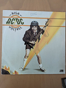 Вініл AC/DC 1976