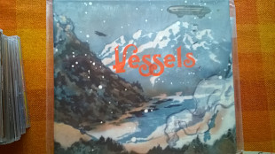 Фірмовий VESSELS