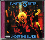 Twisted Sister 1982 - Under The Blade (лицензия)
