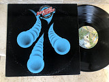 Manfred Mann's Earth Band – Nightingales & Bombers ( USA ) LP