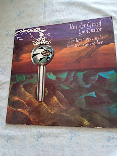 Van der Graaf Generator/ the least we can do is wave to each other/