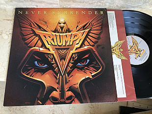 Triumph ‎– Never Surrender ( USA ) LP