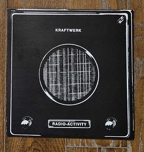 Kraftwerk – Radio-Activity LP 12", произв. USA