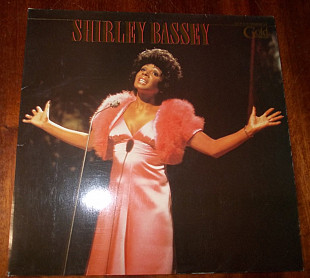 Shirley Bassey-Gold collection