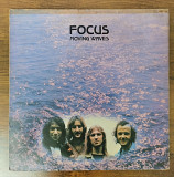 Focus – Moving Waves