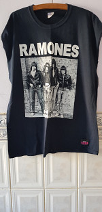 Футболка "Ramones" (100% cotton, XL, Honduras) б/у