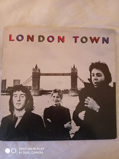 Wings London Town 1978