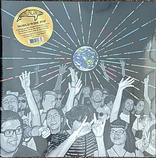 Superorganism – World Wide Pop