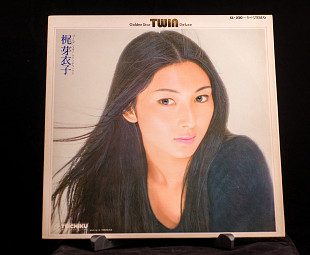 Meiko Kaji - Golden Star Twin Deluxe - 1974 Japan 2 x Vinyl.