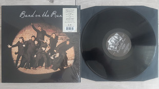 WINGS ( PAUL McCARTNEY ) BAND ON THE RUN ( CAPITOL / MPL 602557 567490 ) SHRINK, with POSTER , 180