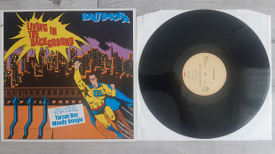 BALTIMORA LIVING IN THE BACKGROUND - TARZAN BOY ( EMI 064-118626 1 A1/B1 ) 1985 GERMANY