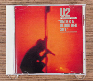 U2 - Live "Under A Blood Red Sky" (США, Island Records)