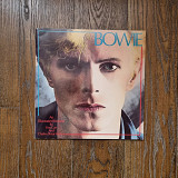 David Bowie. An illustrated record by Roy Carr and Charles Shaar Murray-книга(English) (Прайс 44016)