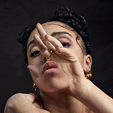 FKA Twigs – M3LL155X