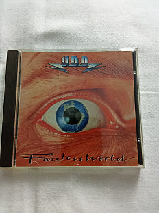 UDO/faceless world/1990