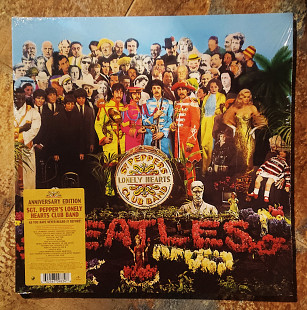 The Beatles – Sgt. Pepper's Lonely Hearts Club Band / Love / The Beatles